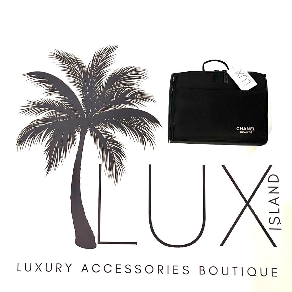 CHANEL BEAUTÉ Makeup Case